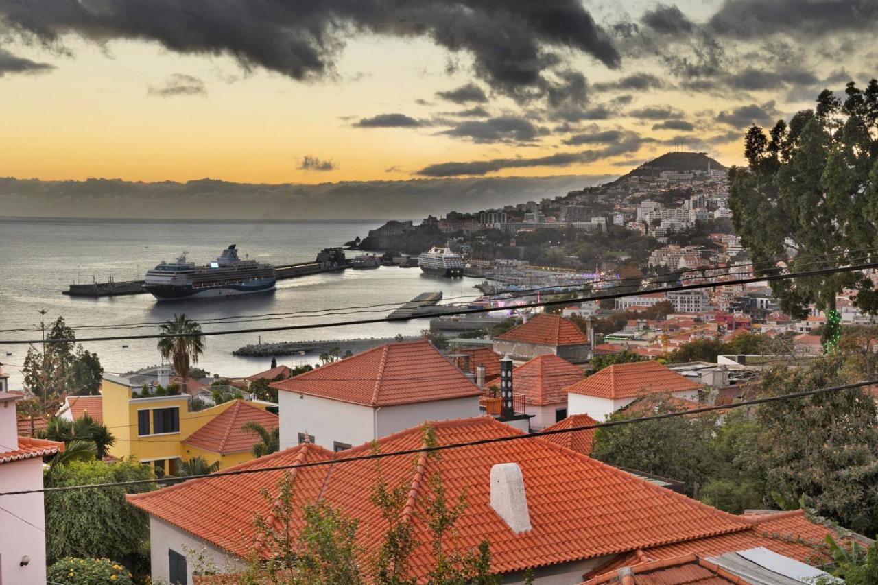Palheiro Residence Familiar 2 Φουνκάλ Εξωτερικό φωτογραφία